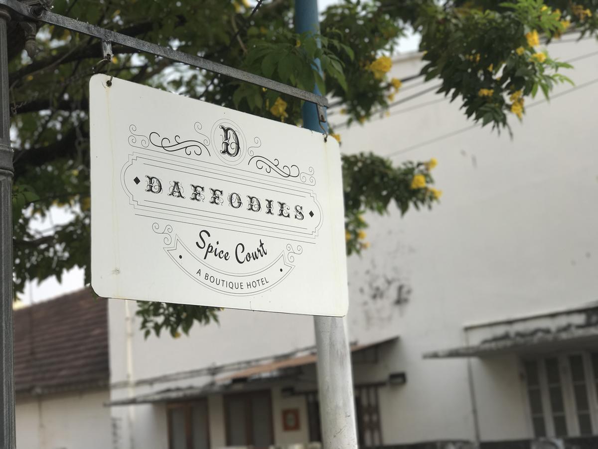 Daffodils Spice Court Hotel Kochi Exterior photo